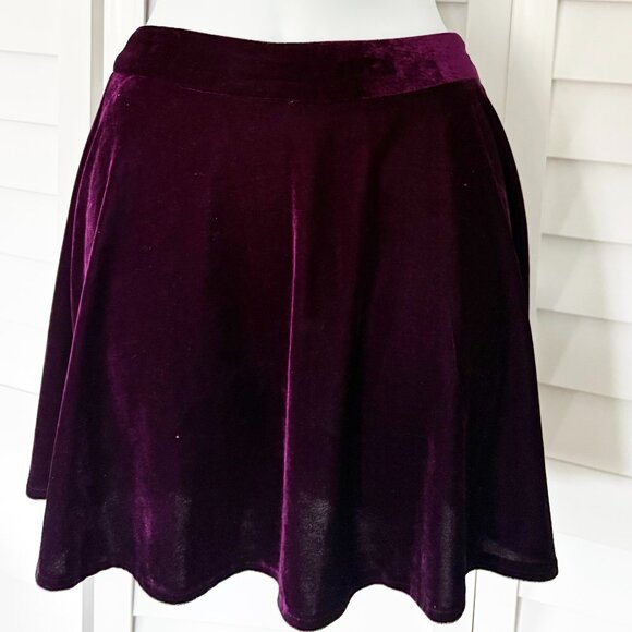 Velvet Skirt & Top Set ~ Holiday, Holiday! - Picture 2 of 8